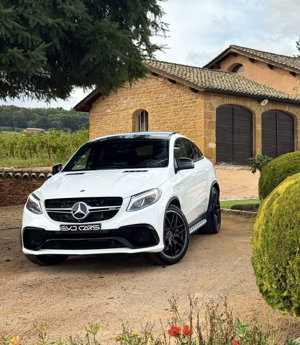 Faire estimer sa voiture de sport par un professionnel à côté de Bourg en Bresse par Evocars