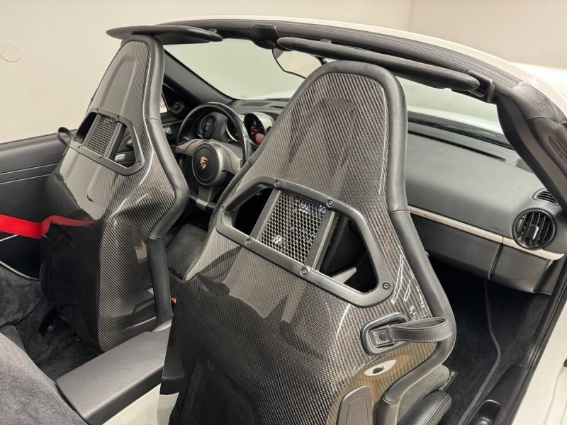 Porsche Boxster 987 Spyder 3.4 320 ch sièges carbone