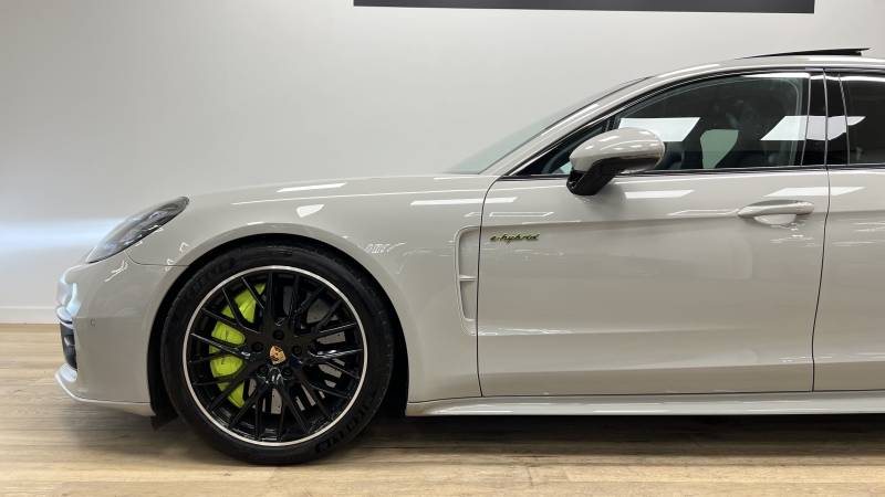 Porsche Panamera Sport Turismo 4.0 V8 Turbo S E-Hybrid