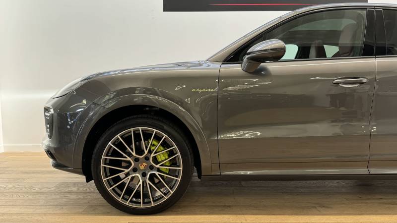 Porsche Cayenne Coupé 3.0 462 ch E-HYBRID