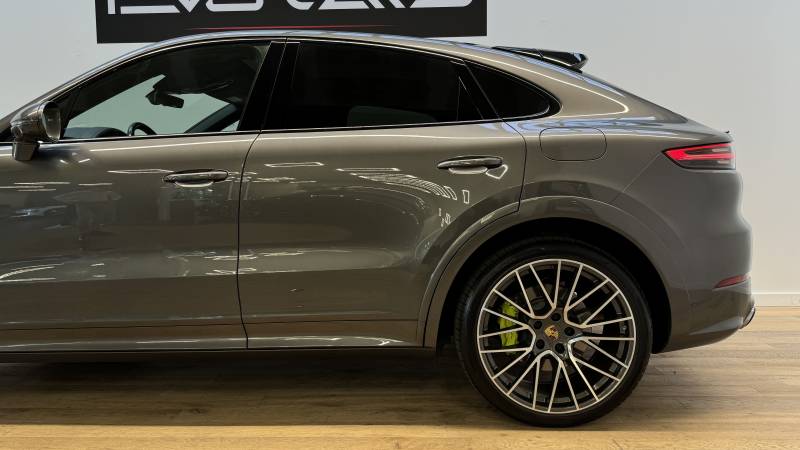 Porsche Cayenne Coupé 3.0 462 ch E-HYBRID
