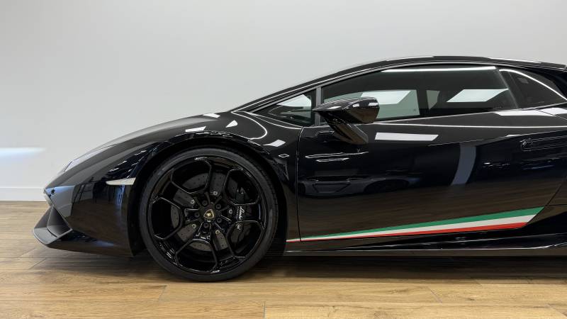 Lamborghini Huracan LP610-4 5.2 V10 610 ch