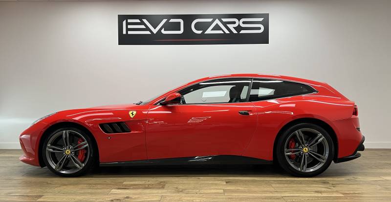 Ferrari GTC4 Lusso V12 6.3 690 ch