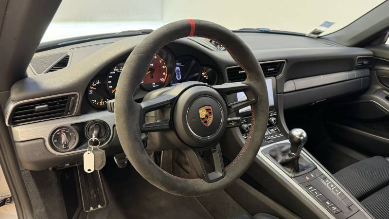 Porsche 911 991.2 GT3 Touring 4.0 500 ch