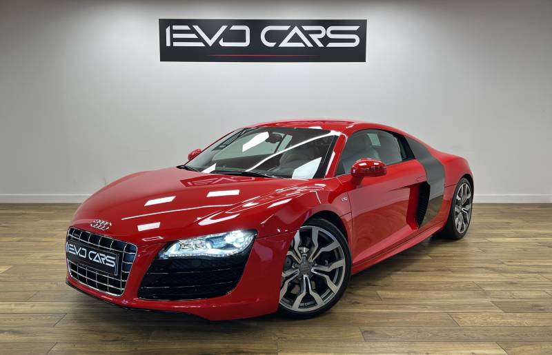 Audi R8 V 10 Coupé 5.2 FSI 525 ch Quattro R-Tronic