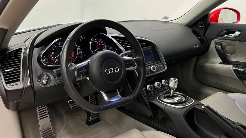 Audi R8 V 10 Coupé 5.2 FSI 525 ch Quattro R-Tronic
