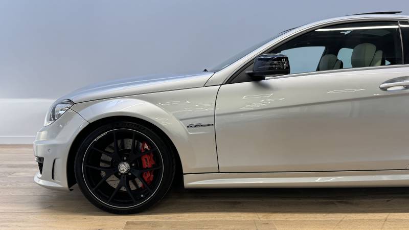 Mercedes-Benz Classe C 63 C63 AMG Édition 507