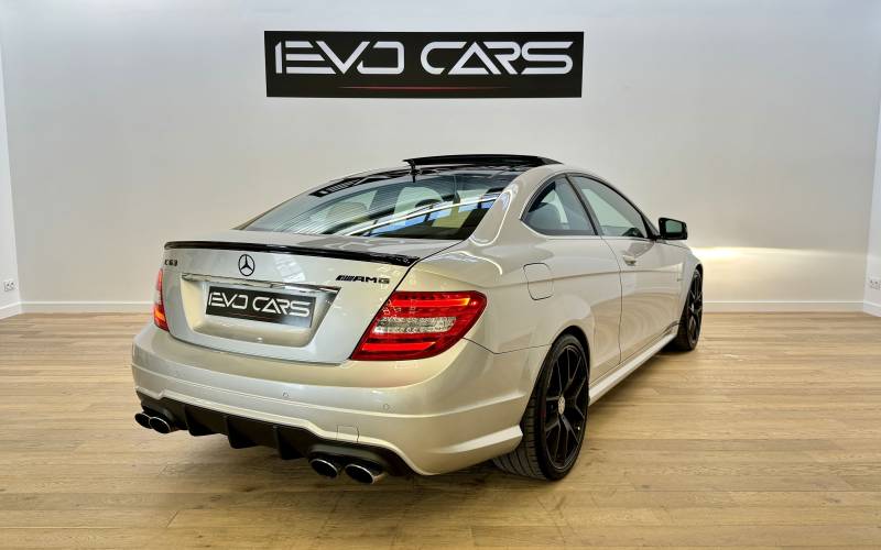Mercedes-Benz Classe C 63 C63 AMG Édition 507