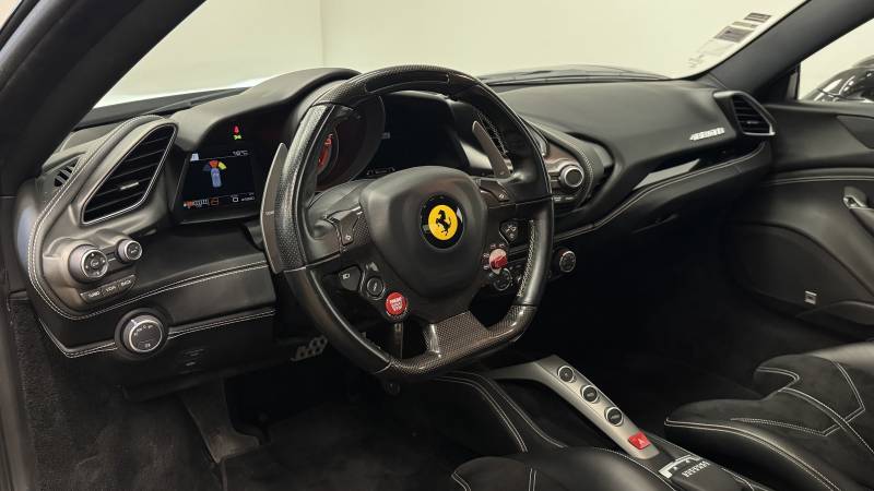Ferrari 488 GTB COUPE 3.9 T 670 CH