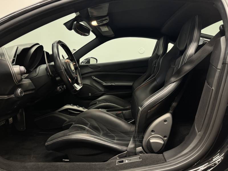 Ferrari 488 GTB COUPE 3.9 T 670 CH