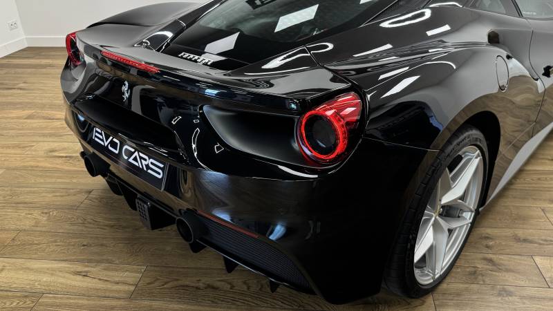 Ferrari 488 GTB COUPE 3.9 T 670 CH