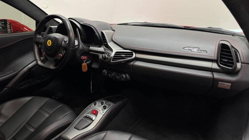 Ferrari 458 Italia V8 4.5 570 ch