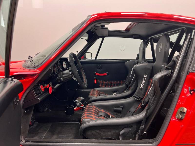 Porsche 911 Carrera 3.2 Coupé 231ch BVM5 / VHC / Préparation unique