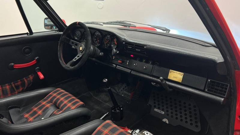 Porsche 911 Carrera 3.2 Coupé 231ch BVM5 / VHC / Préparation unique