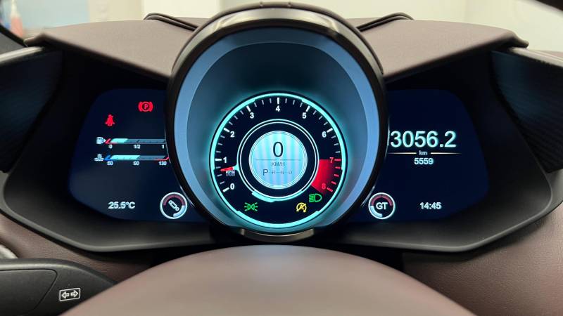 Aston Martin DBS Superlegerra V12 725ch