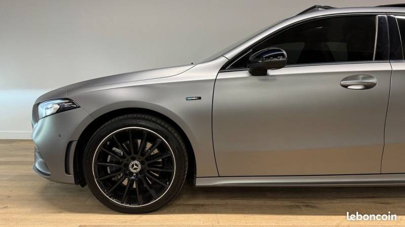 Vente voiture d'occasion Mercedes Benz Classe A 250 e 160 + 102 AMG Line à Lyon