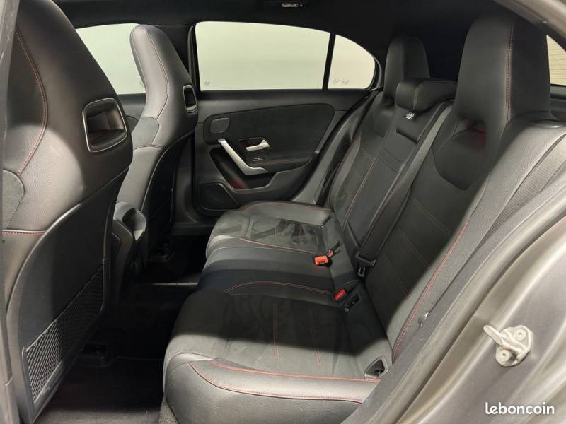 Vente voiture d'occasion Mercedes Benz Classe A 250 e 160 + 102 AMG Line à Lyon